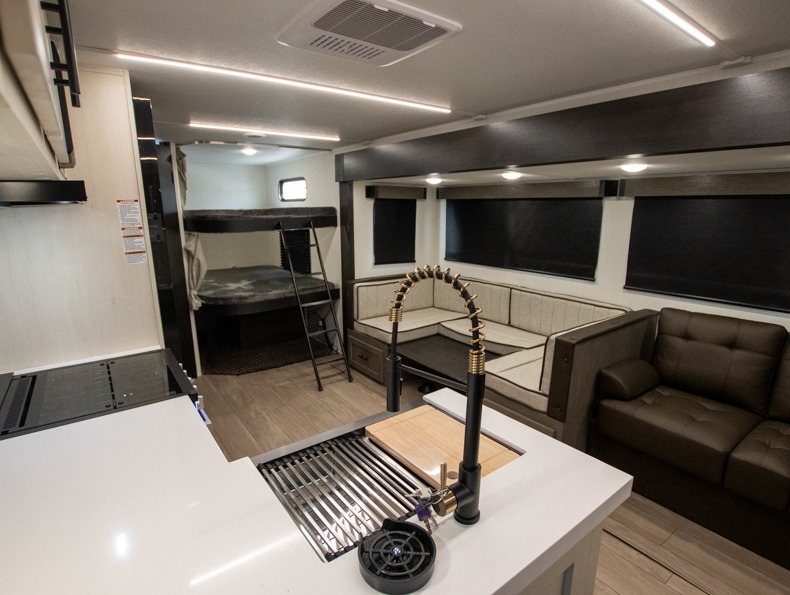 2026 Forest River Cherokee Alpha Wolf 26DBH, $ 0