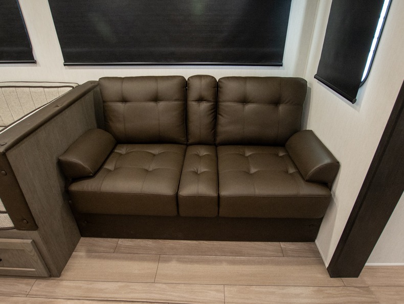 2026 Forest River Cherokee Alpha Wolf 26DBH, $ 0