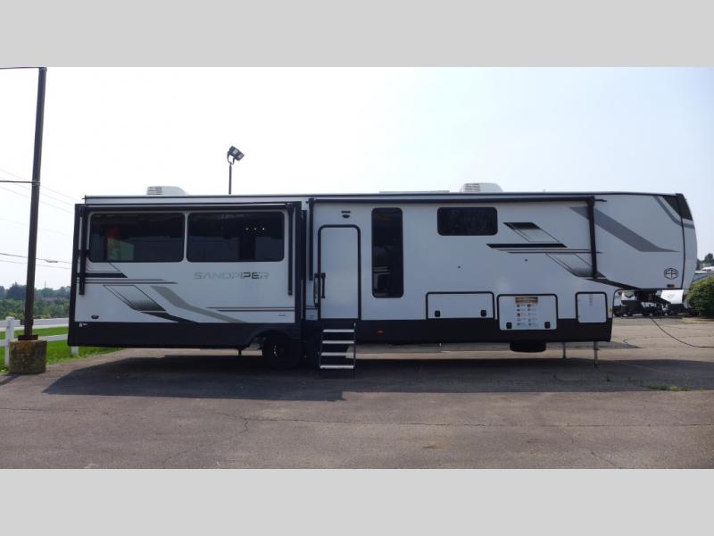 2026 Forest River Sandpiper 3900HBLR, $ 0