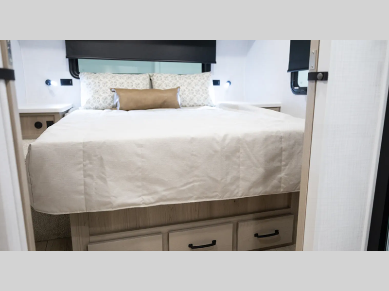 2026 Forest River Flagstaff Micro Lite 25SRK, $ 0