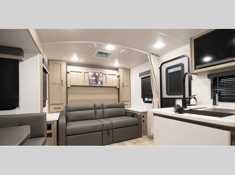 2026 Forest River Flagstaff Micro Lite 25FBH, $ 0