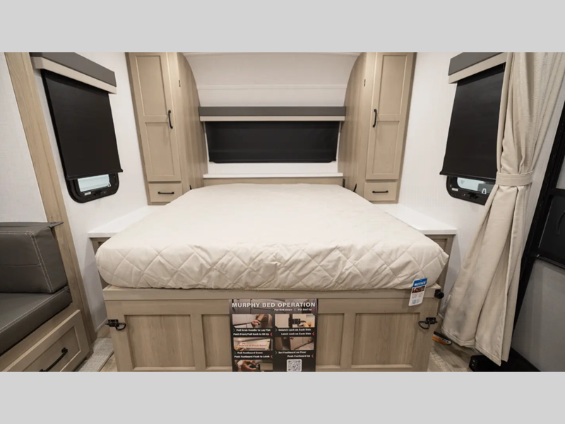 2026 Forest River Flagstaff Micro Lite 25FBH, $ 0