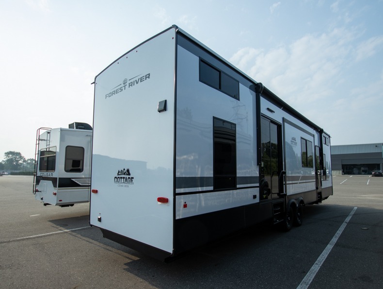 2026 Forest River Cedar Creek Cottage 40CBK, $ 0