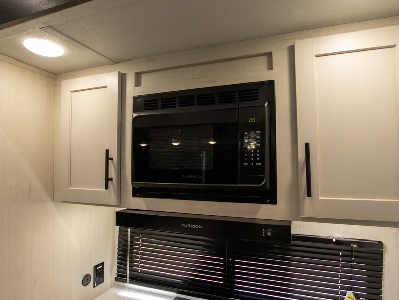 2026 Forest River Cherokee Arctic Wolf 331BH, $ 0