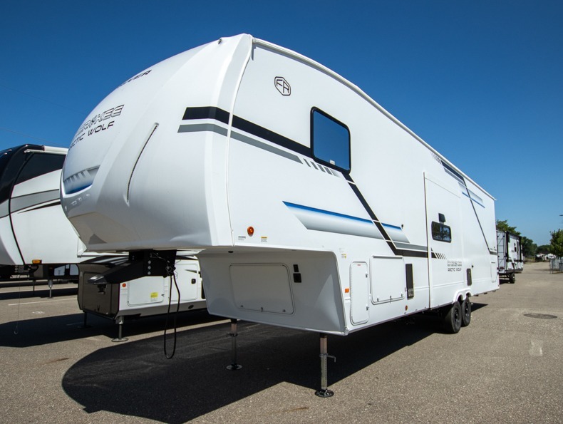 2026 Forest River Cherokee Arctic Wolf 331BH, $ 0