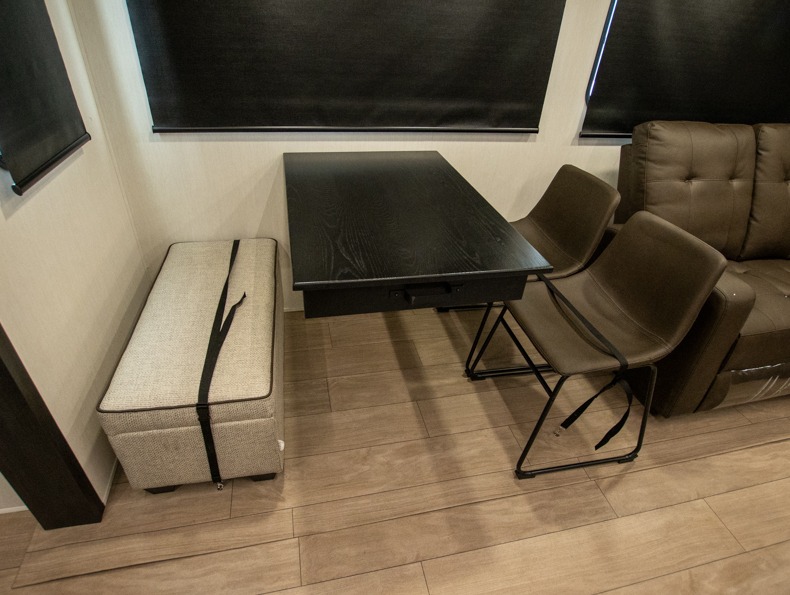 2026 Forest River Cherokee Alpha Wolf 26RL, $ 0