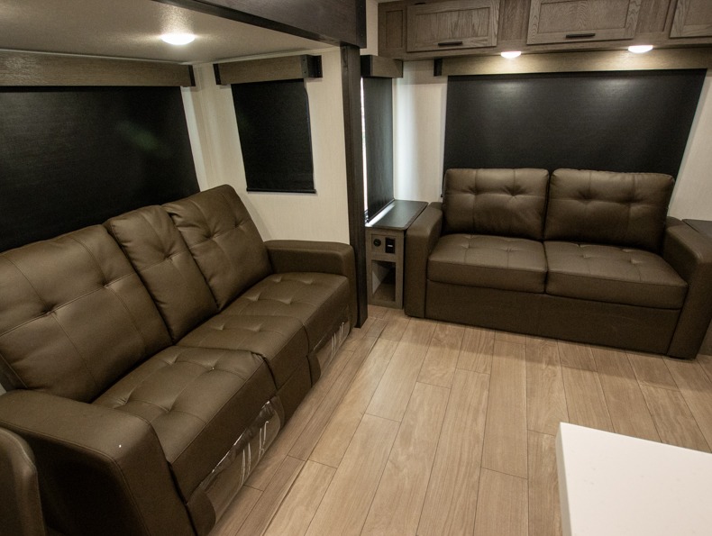 2026 Forest River Cherokee Alpha Wolf 26RL, $ 0