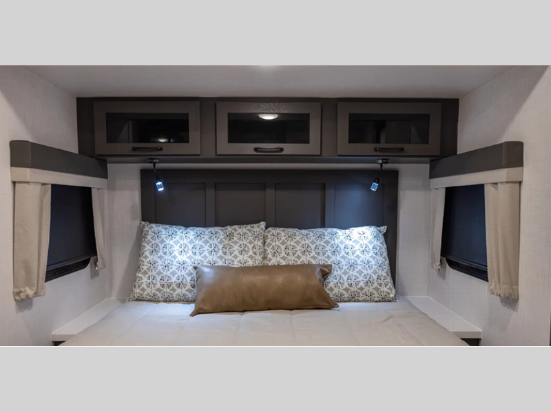 2026 Forest River Flagstaff Super Lite 26FKBS, $ 0