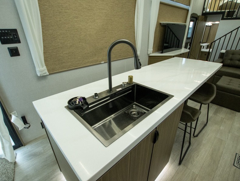 2026 Forest River Salem Grand Villa 44ZEN, $ 0