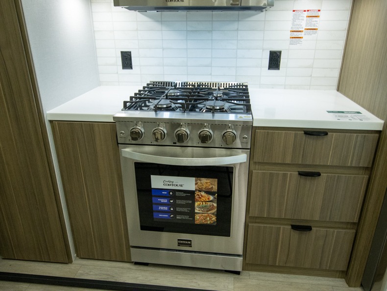 2026 Forest River Salem Grand Villa 44ZEN, $ 0