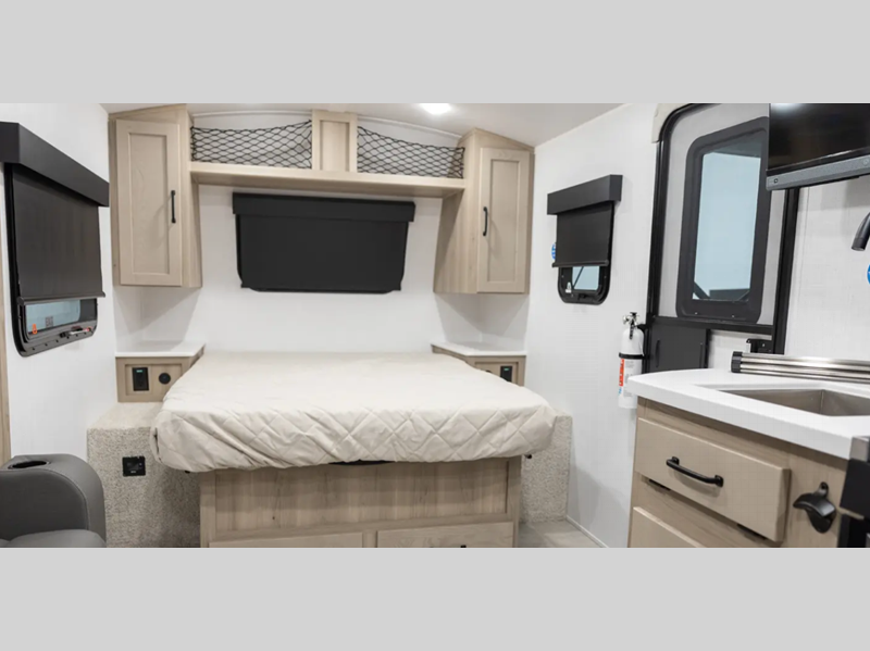 2026 Forest River Flagstaff E-Pro E20FBS, $ 0