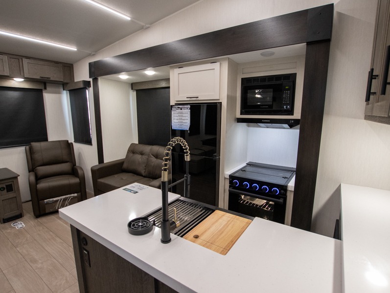 2026 Forest River Cherokee Arctic Wolf 27SGS, $ 0