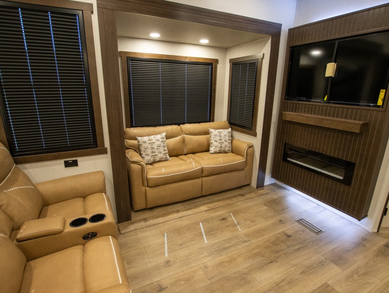 2026 Forest River Cedar Creek Experience 39RKB, $ 0