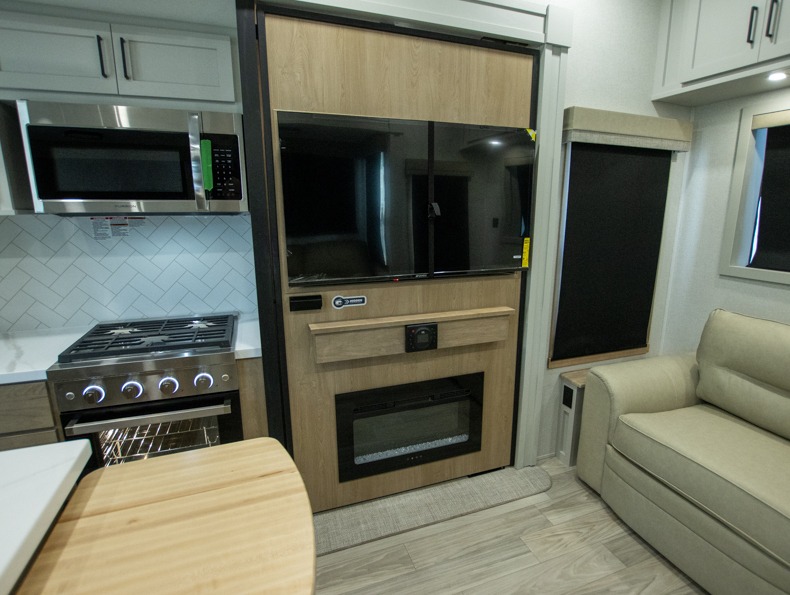 2026 Forest River Sandpiper Destination Trailers 3, $ 0