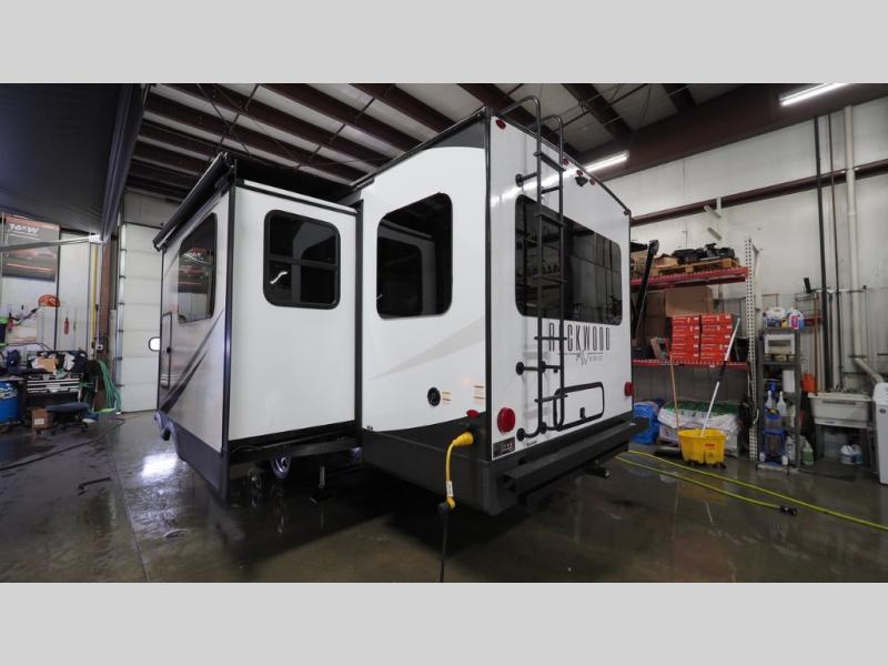 2025 Forest River Rockwood Ultra Lite 2618RD, $ 59,745