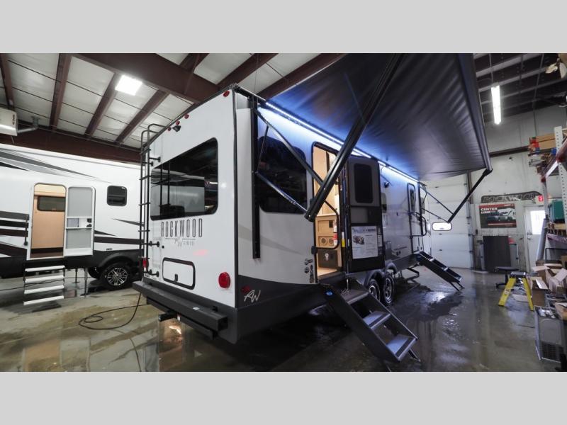 2025 Forest River Rockwood Ultra Lite 2618RD, $ 59,745