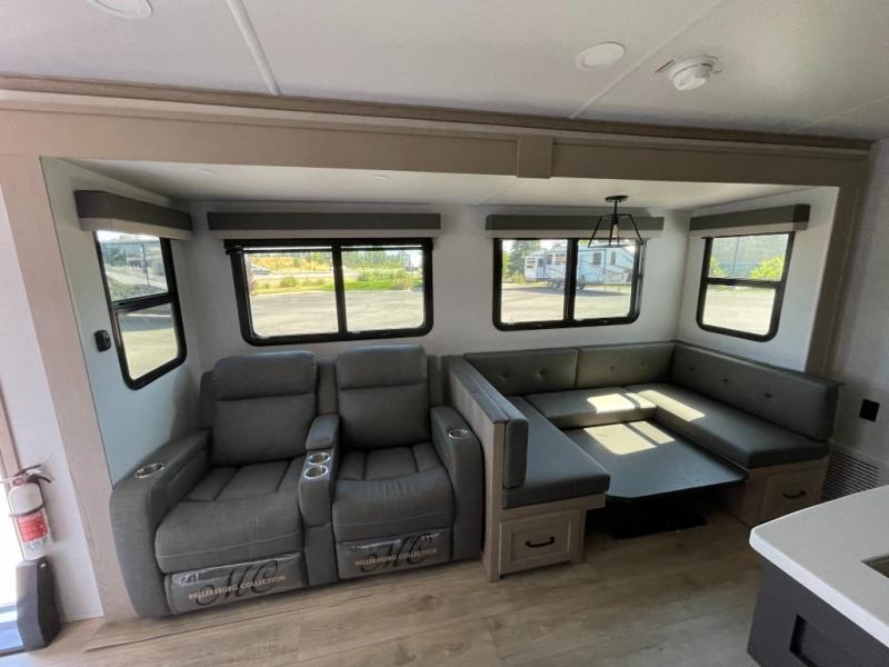 2025 Forest River Rockwood Signature Travel Traile, $ 70,990