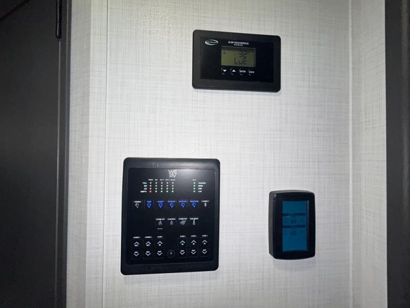 2025 Forest River Rockwood Signature Travel Traile, $ 70,990