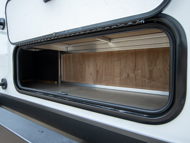 2025 Forest River Rockwood Ultra Lite 2618RD, $ 59,382