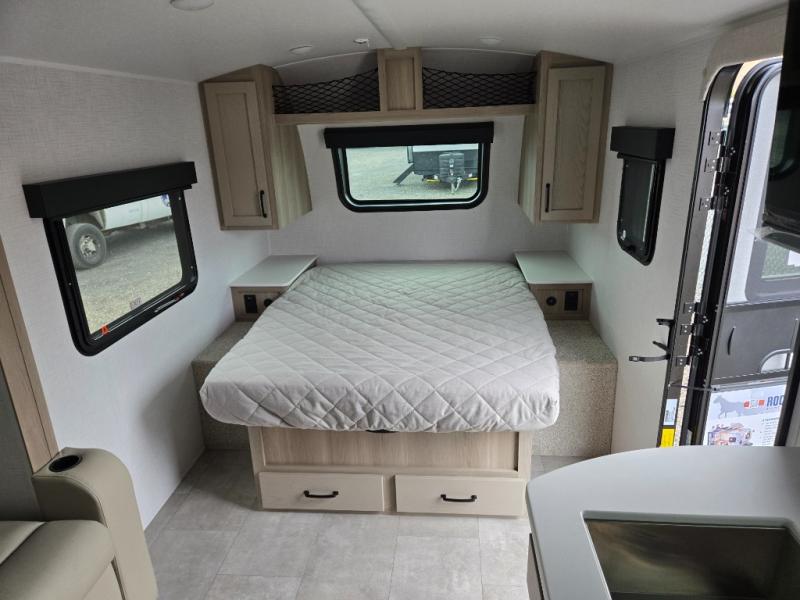 2025 Forest River Rockwood Geo Pro G20FBS, $ 34,990