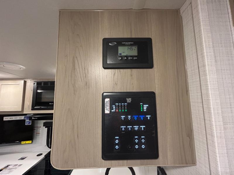 2025 Forest River Rockwood Mini Lite 2518S, $ 46,990