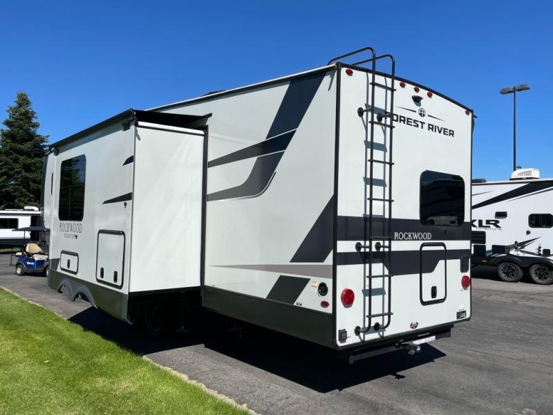 2025 Forest River Rockwood Signature Fifth Wheel R, $ 74,990
