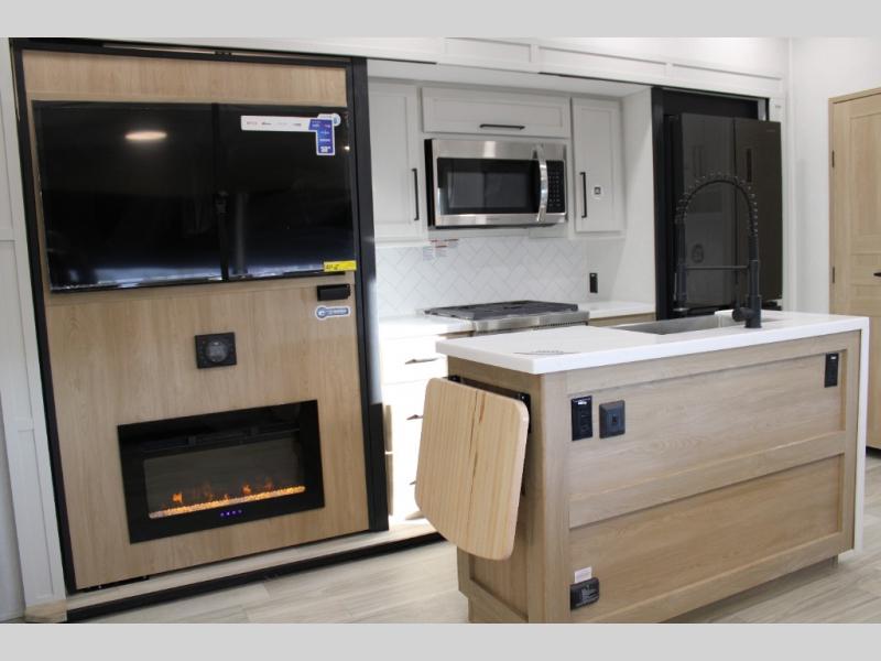 2025 Forest River Sierra 4002FB, $ 96,010