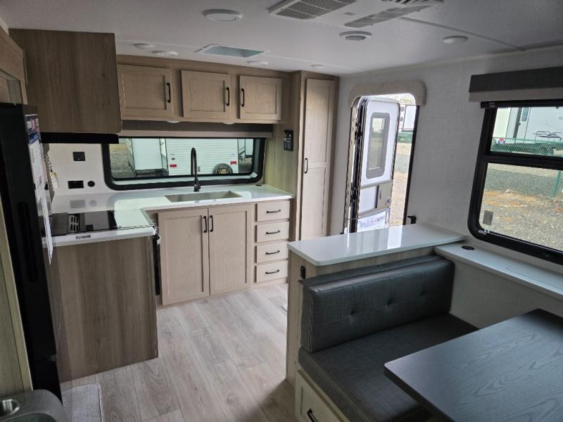 2025 Forest River Rockwood Ultra Lite 2619FK, $ 53,990