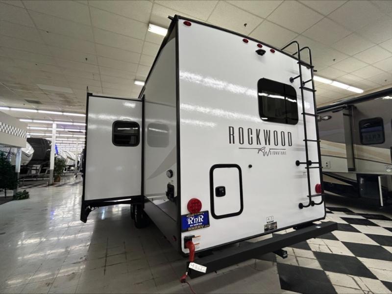 2025 Forest River Rockwood Signature Travel Traile, $ 59,990