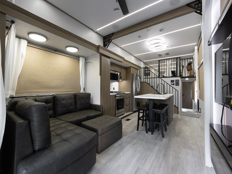 2025 Forest River Salem Grand Villa 42VERANDA, $ 109,522