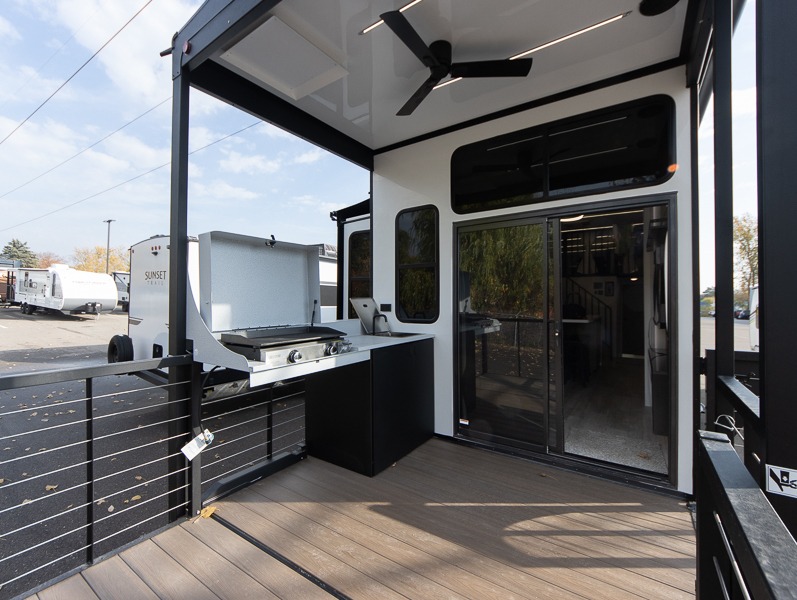 2025 Forest River Salem Grand Villa 42VERANDA, $ 109,522