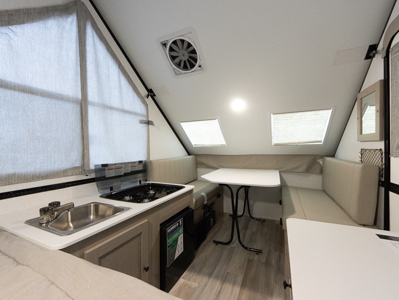 2025 Forest River Rockwood Hard Side A122S, $ 21,122