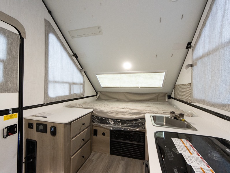 2025 Forest River Rockwood Hard Side A122S, $ 21,122