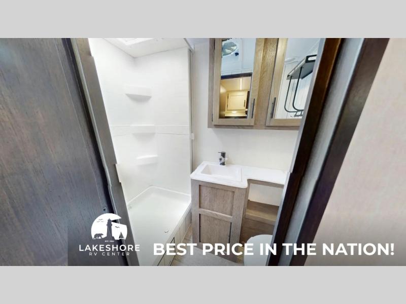 2025 Forest River Cherokee Alpha Wolf 17MKE, $ 57,154