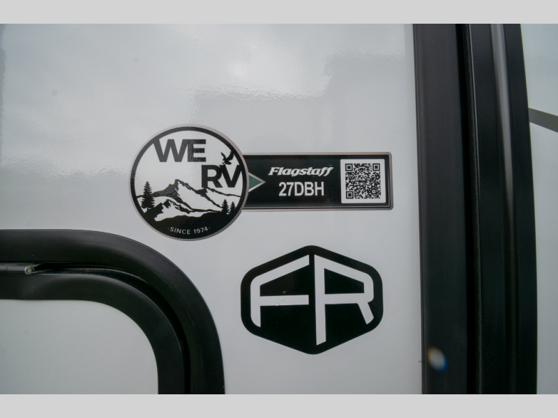 2025 Forest River Flagstaff Super Lite 27DBH, $ 58,542