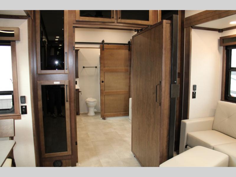 2025 Forest River Riverstone 44DBL, $ 212,968