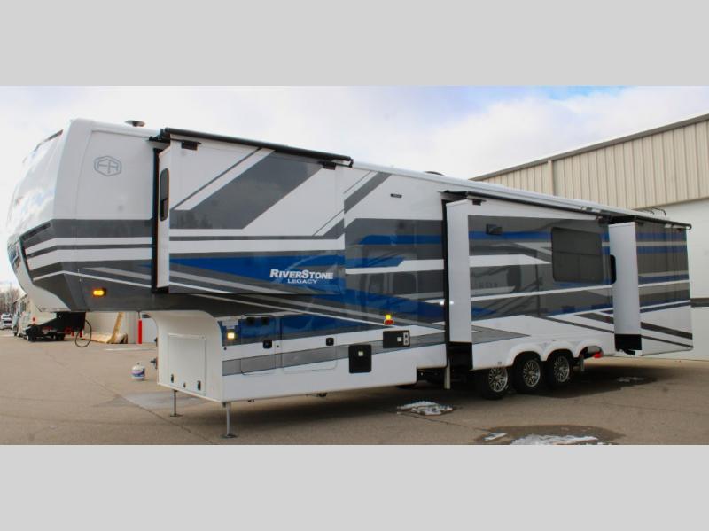2025 Forest River Riverstone 44DBL, $ 212,968