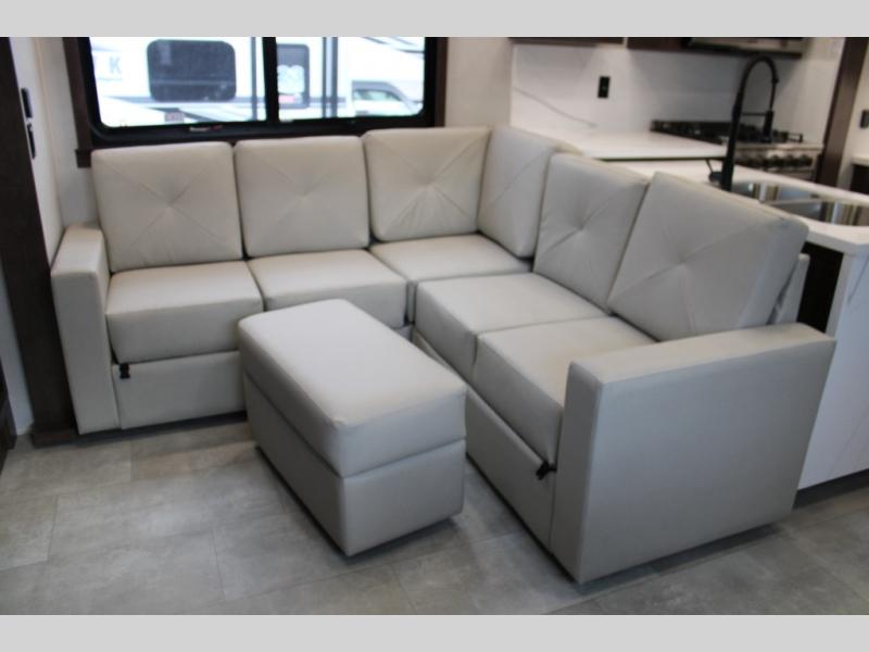 2025 Forest River Riverstone 44DBL, $ 212,968