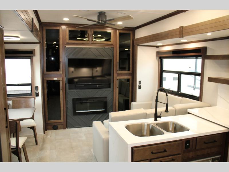 2025 Forest River Riverstone 44DBL, $ 212,968