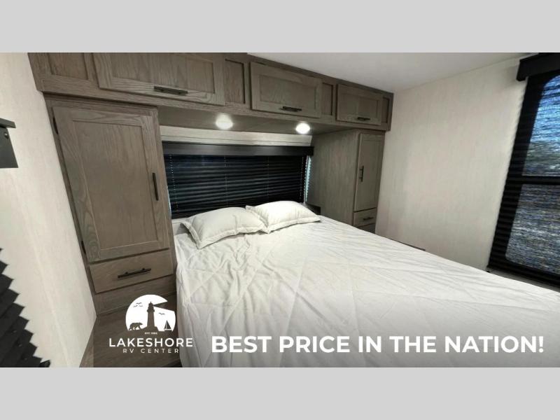 2025 Forest River Cherokee Alpha Wolf 22SW, $ 53,758