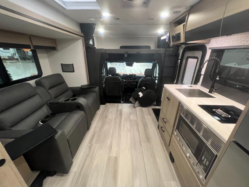 2025 Forest River Forester Mercedes-Benz Series (M, $ 139,990