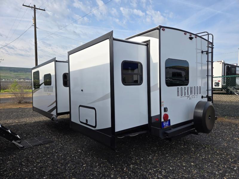 2025 Forest River Rockwood Ultra Lite 2608BS, $ 53,990