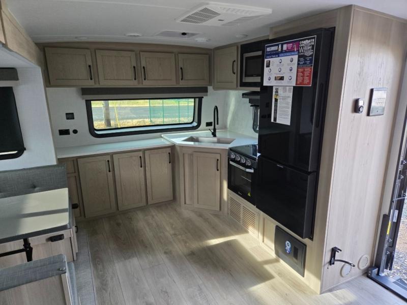 2025 Forest River Rockwood Ultra Lite 2608BS, $ 53,990