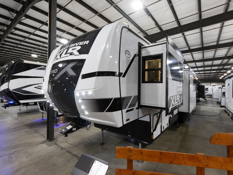 2025 Forest River XLR Nitro 41G14, $ 142,376