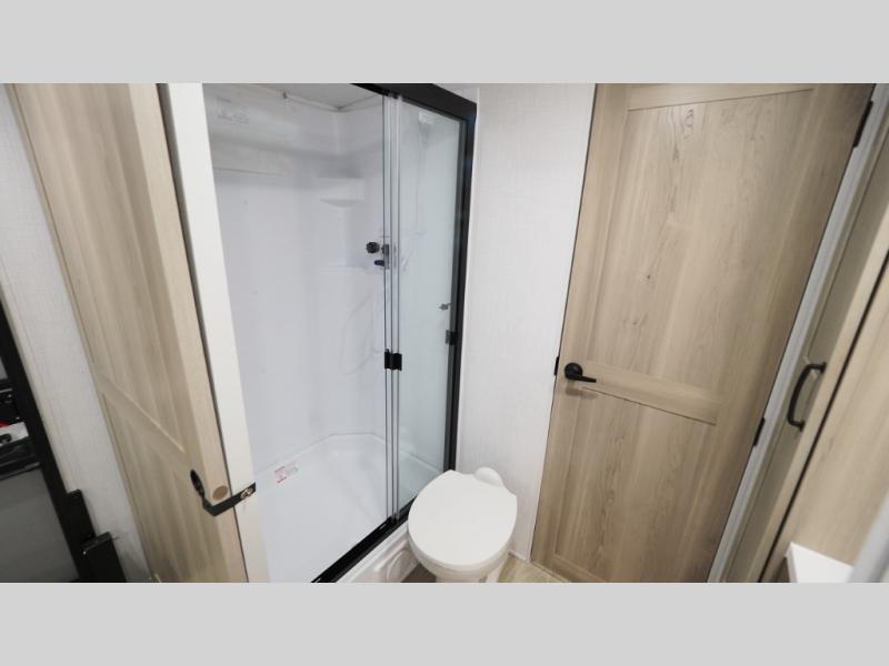 2025 Forest River Rockwood Ultra Lite 2618RD, $ 59,745