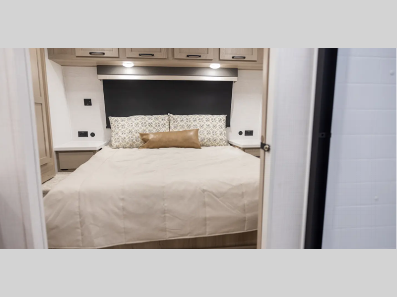 2025 Forest River Flagstaff Super Lite 26SRD, $ 0