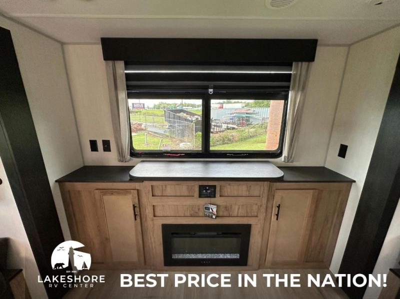 2025 Forest River Cherokee Black Label 306MMBL, $ 69,966