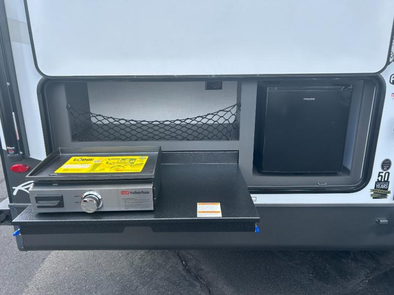 2025 Forest River Rockwood Ultra Lite 2706BH, $ 53,990