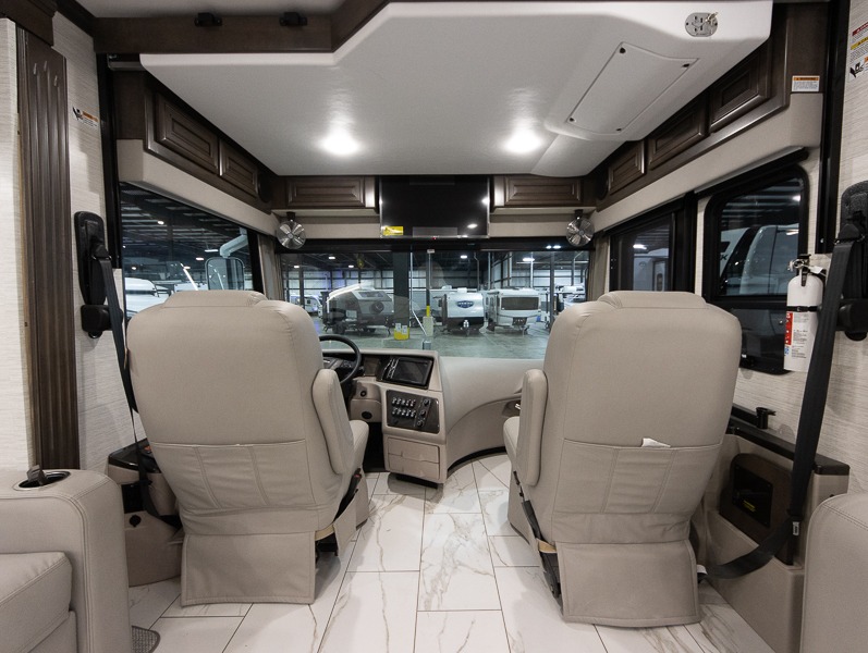 2025 Forest River Berkshire XL 40H, $ 520,833