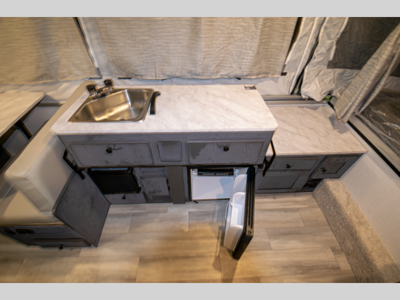 2025 Forest River Flagstaff MAC 228MT, $ 22,585